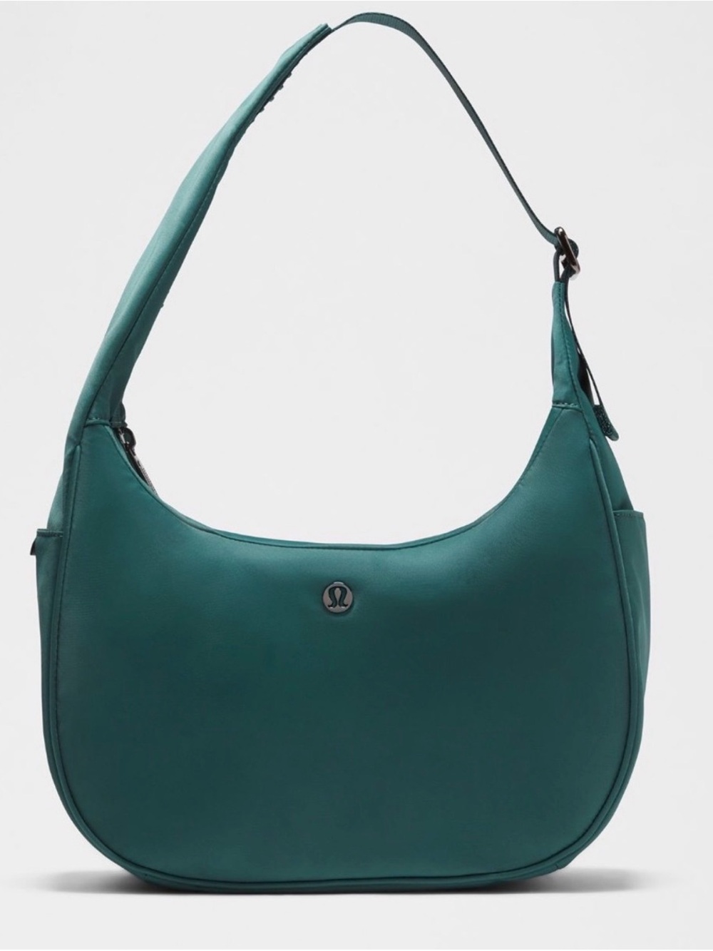 NWT City Essentials Small Shoulder Bag in Deep Marina/Gunmetal (DMAR/GMET)